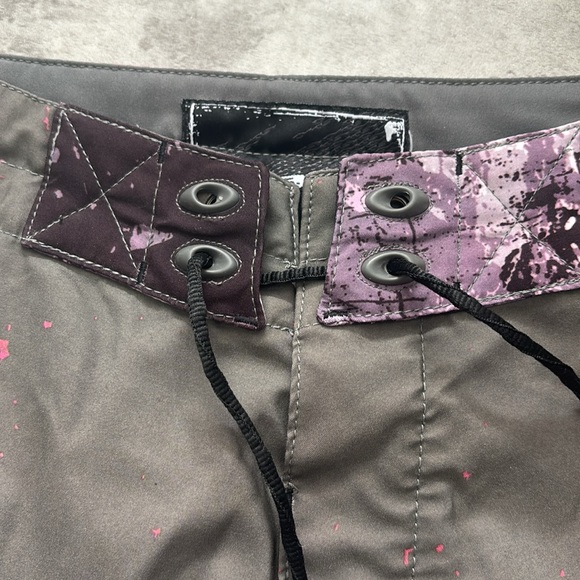 Oakley men’s board short - Picture 7 of 9